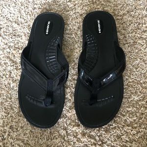 Brand new women’s black sandals